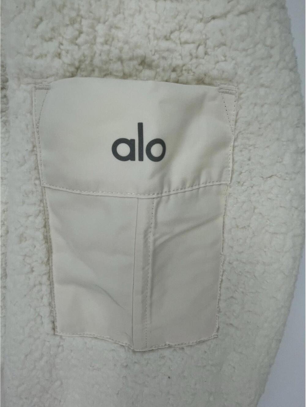 ALO Micro Sherpa Solstice 1/2 Zip Pullover Ivory Women's Small - Picture 8 of 11